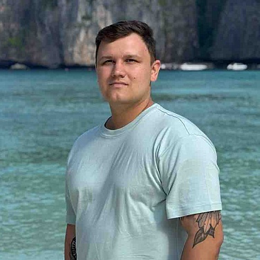 Илья Балчугов